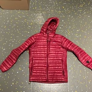 Patagonia lightweight down puffy - men's M